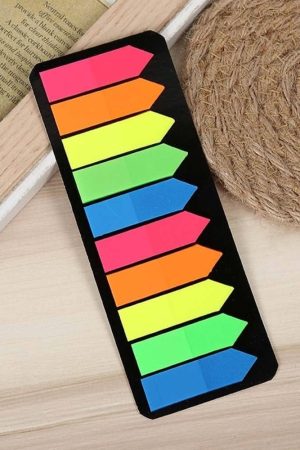 OZNAČEVALEC STRANI BASY PVC 12X45 V OBLIKI PUŠČICE